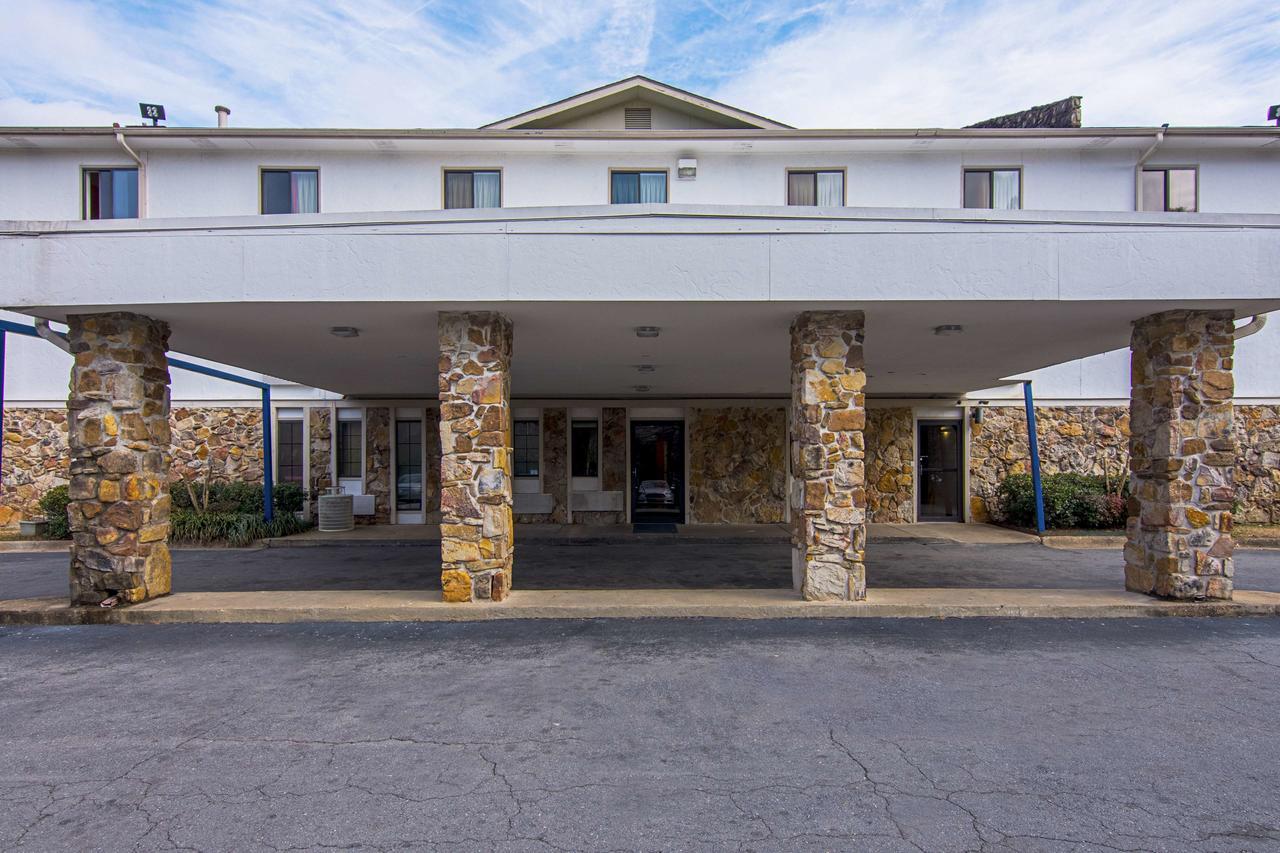 Motel 6 Little Rock South Екстериор снимка