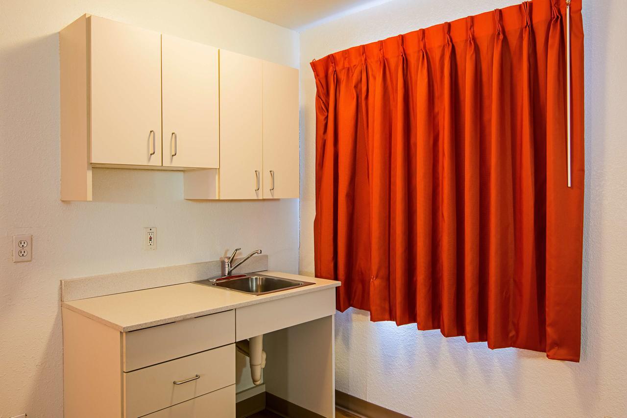 Motel 6 Little Rock South Екстериор снимка