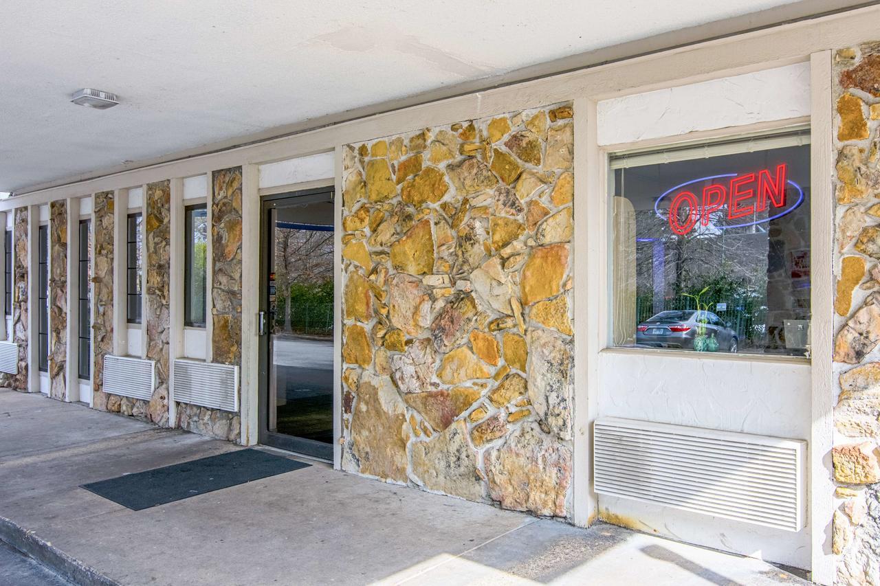 Motel 6 Little Rock South Екстериор снимка